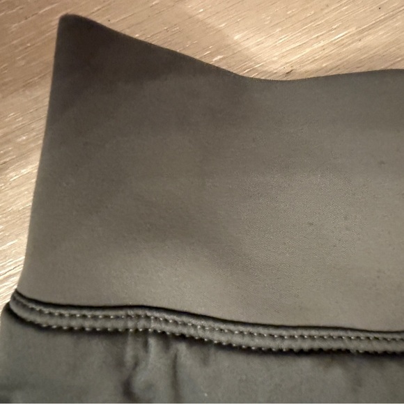 Lululemon dynamic movement 1/2 zip Green Fall School Football - Picture 9 of 14